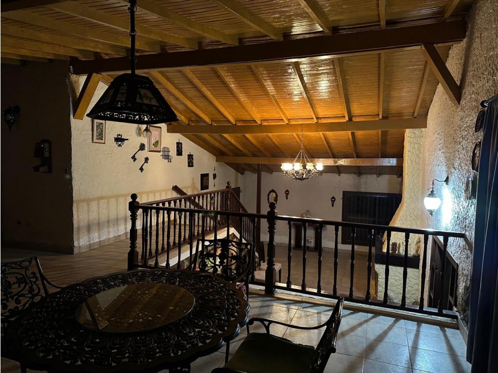 VENTA DE HERMOSA FINCA EN EL RETIRO