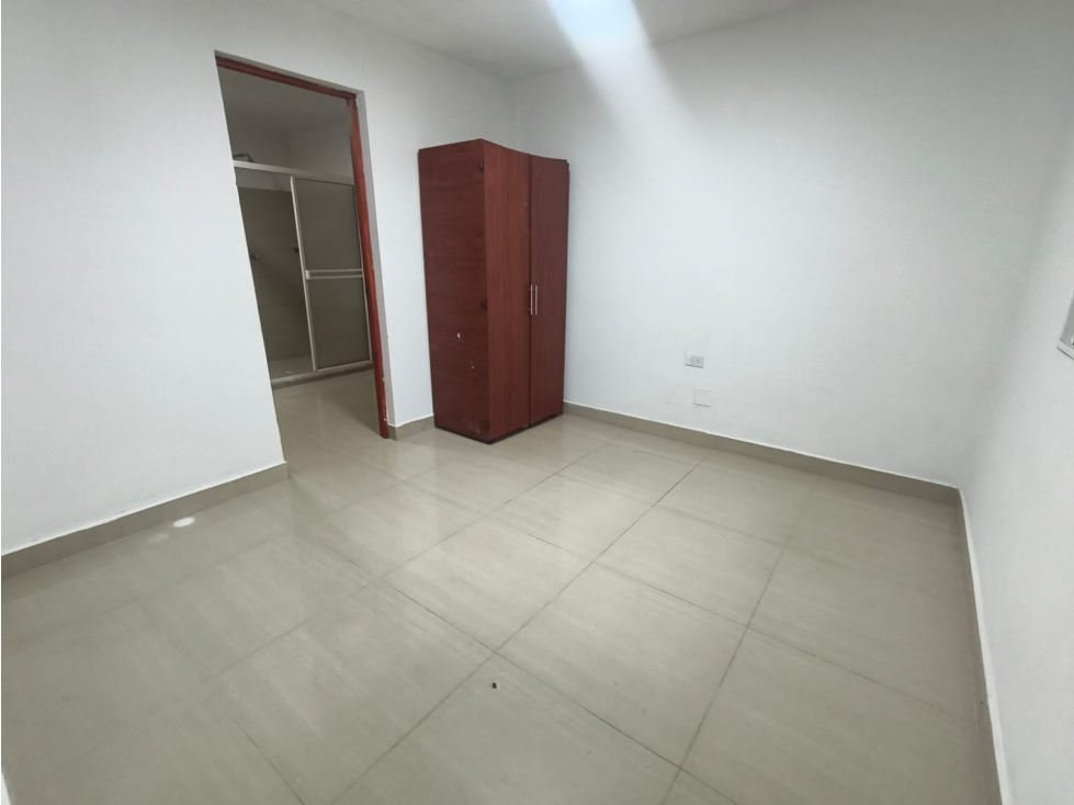 SE ARRIENDA APARTAMENTO PRIMER PISO EN SAN BERNARDO — foto 4