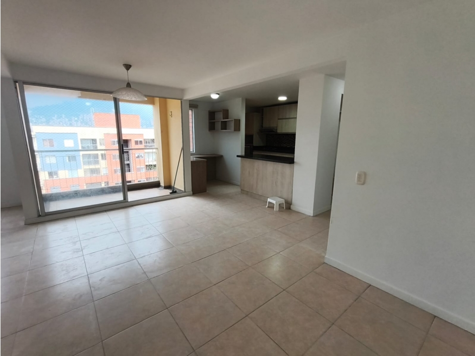 APARTAMENTO EN LA MOTA UNIDAD CERRADA — foto 6
