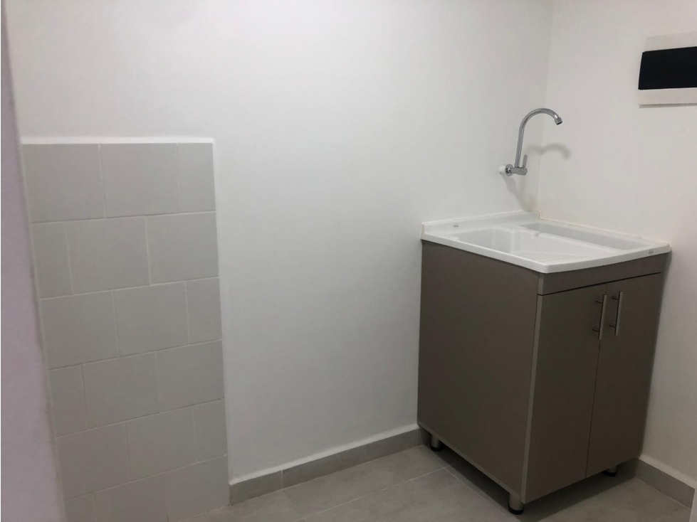 SE ARRIENDA APARTAMENTO EN SAN JOAQUIN