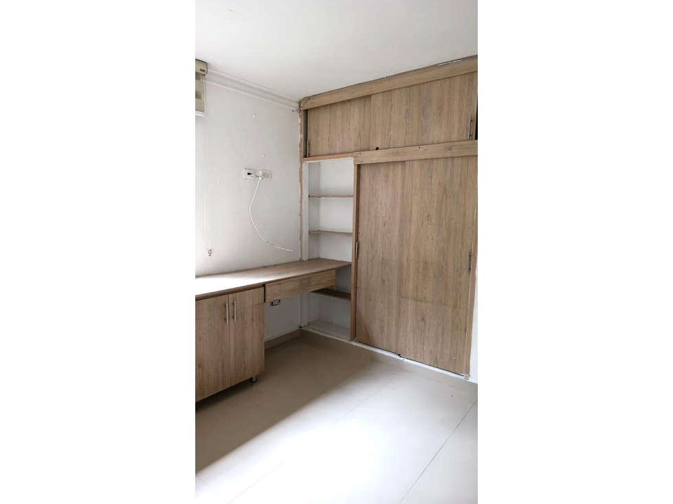SE ARRIENDA APARTAMENTO EN SANTA TERESITA