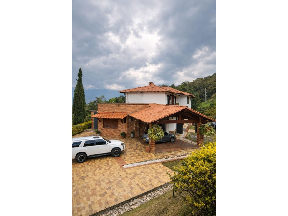 CASA EN ARRIENDO EN BELLO — foto 3