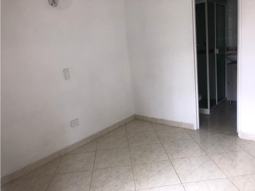 SE ARRIENDA APARTAMENTO EN BELEN LOS ALPES — foto 4