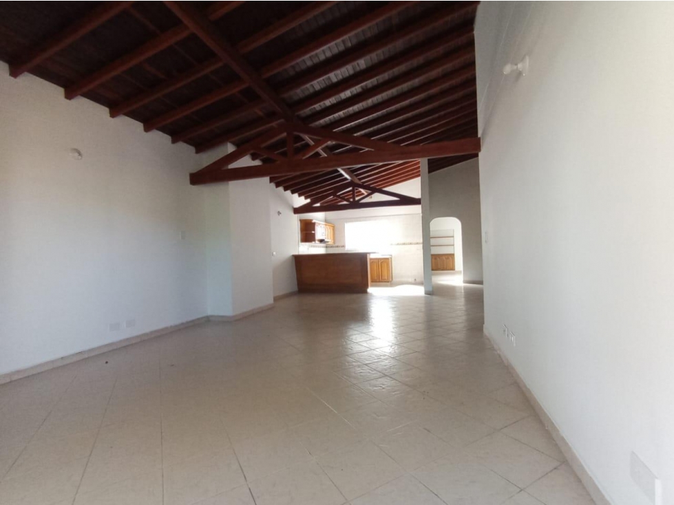 SE ARRIENDA APARTAMENTO EN BELEN ALAMEDA — foto 3