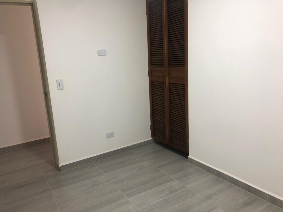 SE ARRIENDA APARTAMENTO EN SAN JOAQUIN — foto 3