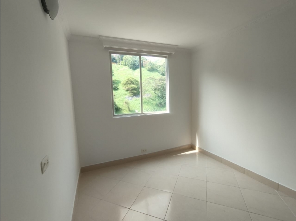 SE ARRIENDA APARTAMENTO EN RODEO ALTO, URBANIZACION RAYO DEL SOL — foto 5