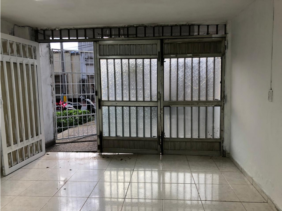 SE ARRIENDA APARTAESTUDIO EN PRADO