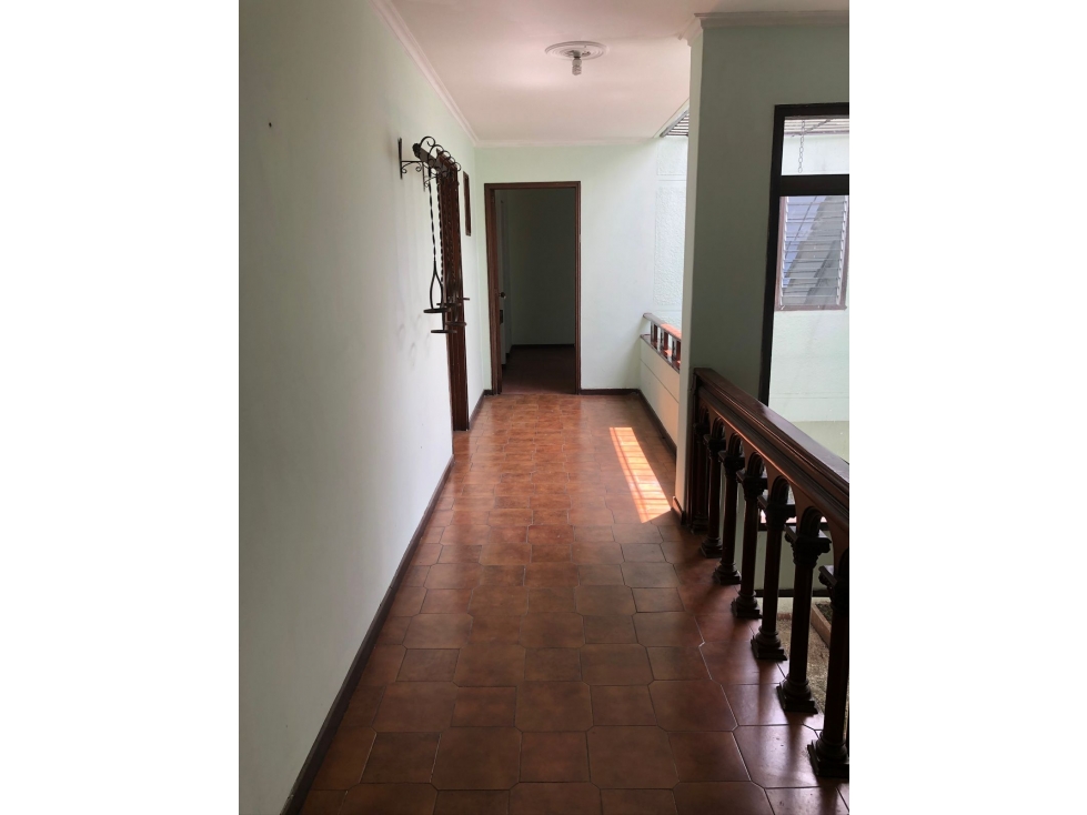 CASA/OFICINA EN ROSALES — foto 3