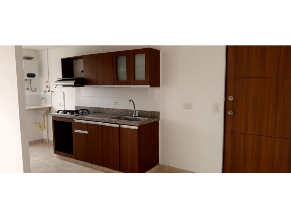 SE ARRIEND APARTAMENTO EN LA ESTRELLA, SECTOR FERRERIA — foto 3