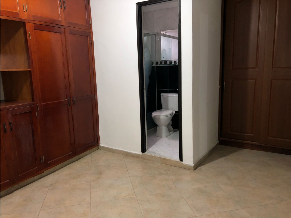 SE ARRIENDA APARTAMENTO EN EL SECTOR CAMPO AMOR — foto 4