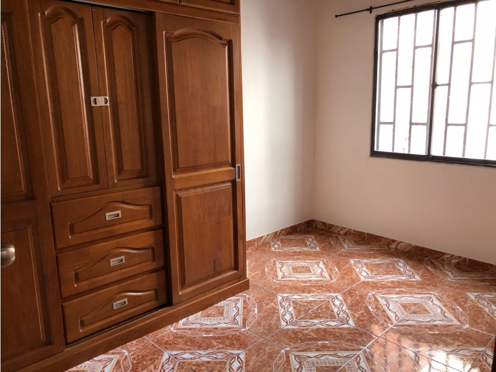 SE ARRIENDA APARTAMENTO TERCER PISO, EN EL EL DANUBIO-LA AMERICA — foto 4