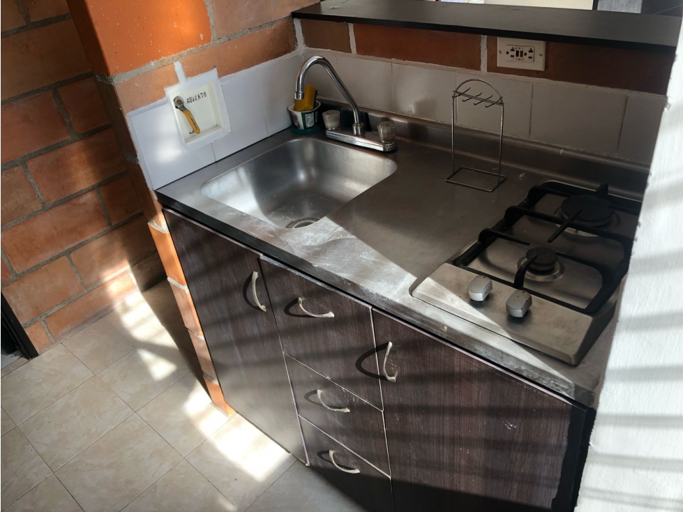 SE ARRIENDA APARTAESTUDIO EN EL SECTOR BELEN LOS ALPES — foto 5