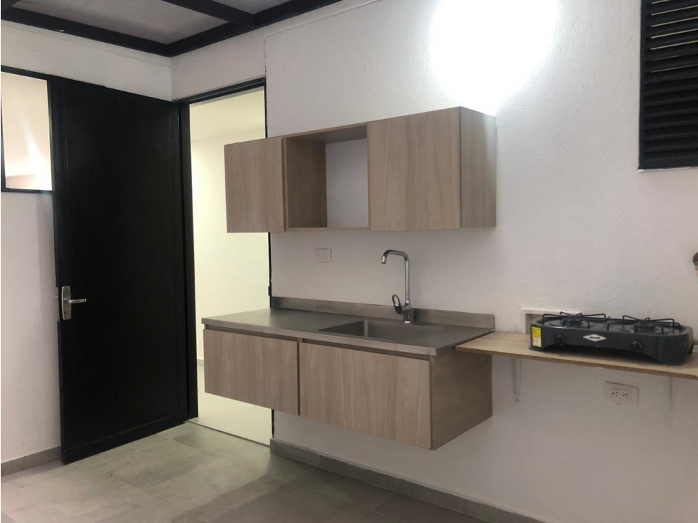 SE ARRIENDA APARTAESTUDIO EN LA CASTELLANA — foto 5