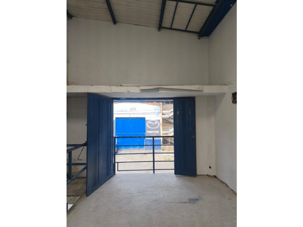 ARRIENDO LOCAL EN LAURELES