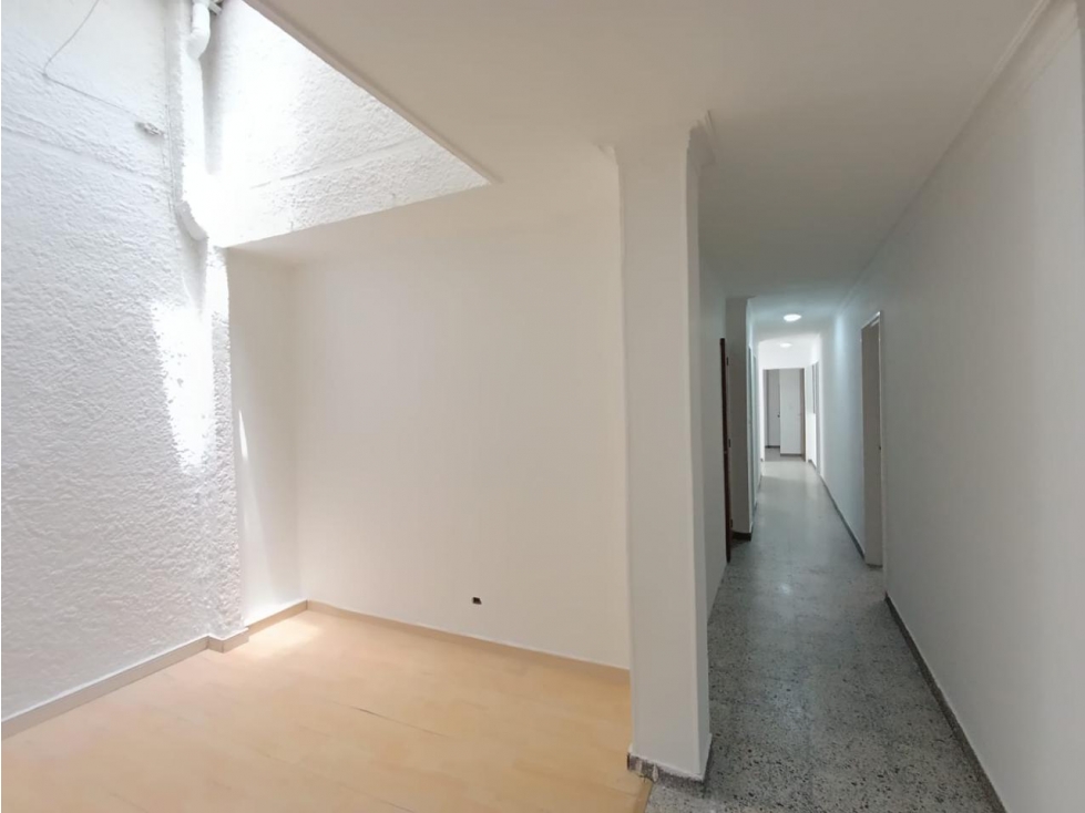 SE ARRIENDA CASA SEGUNDO PISO EN BELEN PARA USO COMERCIAL — foto 6