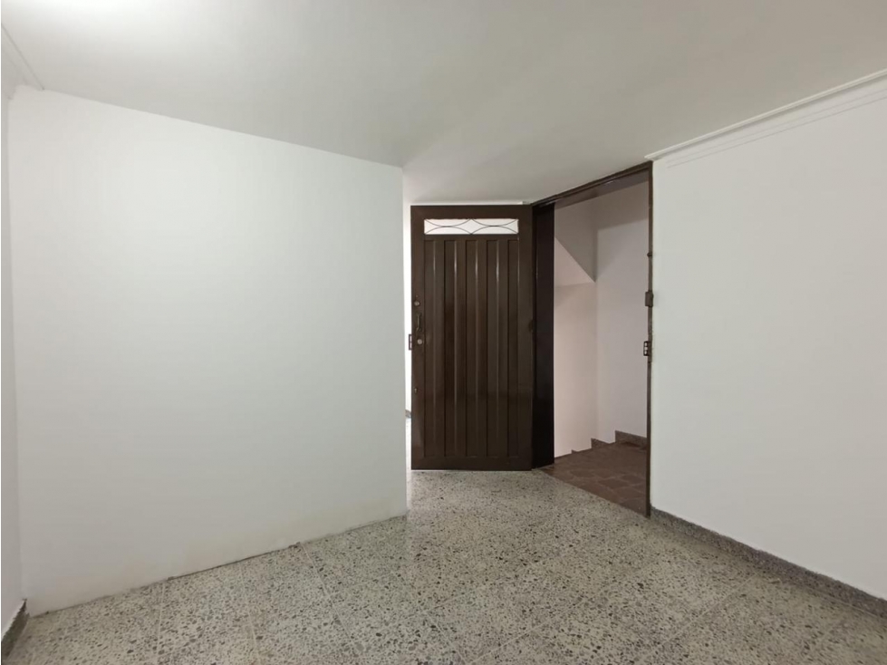 SE ARRIENDA CASA SEGUNDO PISO EN BELEN PARA USO COMERCIAL — foto 4
