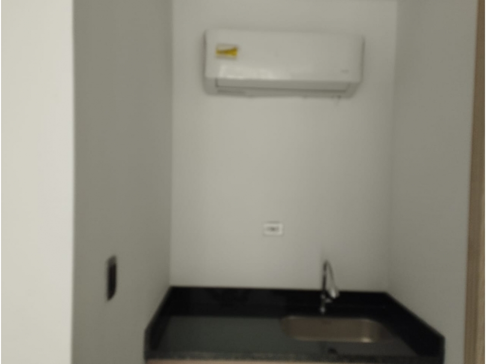 ARRIENDO LOCAL EN EL SECTOR DE CENTRO BELLO