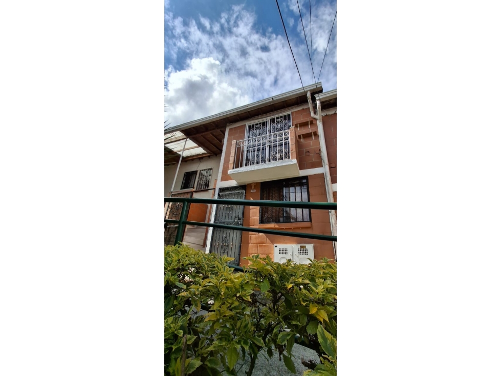 Disponible duplex sector niquia