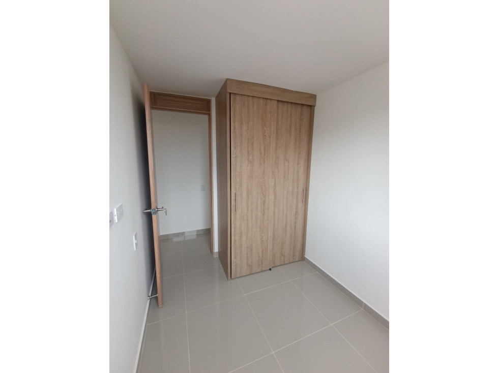 ARRIENDO APARTAMENTO EN EL SECTOR DE BUCAROS — foto 3