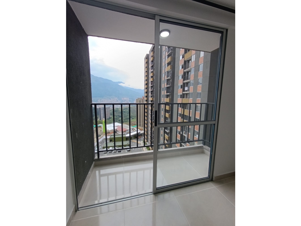 ARRIENDO APARTAMENTO EN EL SECTOR DE BUCAROS