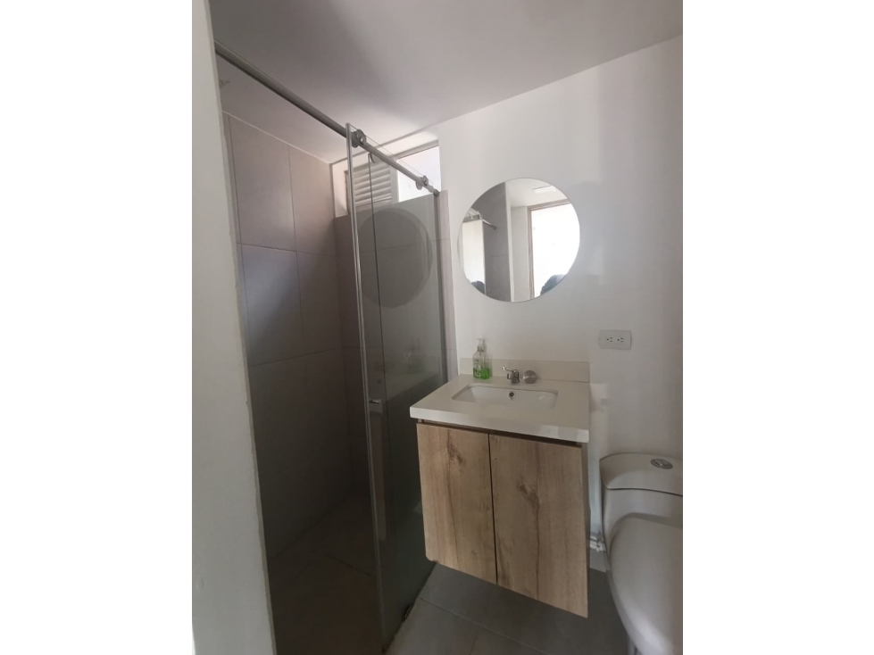 ARRIENDO APARTAMENTO EN EL SECTOR DE NIQUIA — foto 2