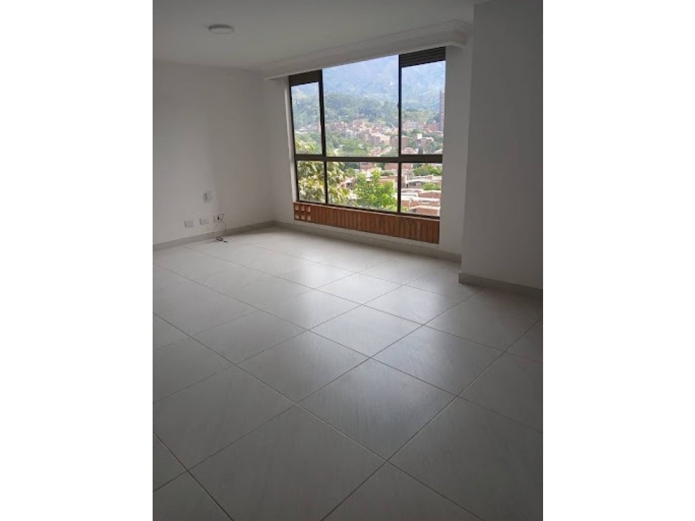 VENDO APARTAMENTO EN EL TRAPICHE BELLO