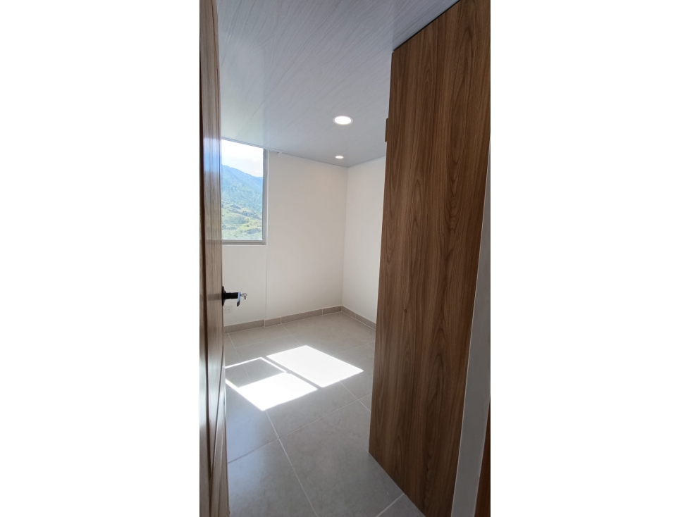 ARRIENDO APARTAMENTO EN EL SECTOR DE BUCAROS — foto 4