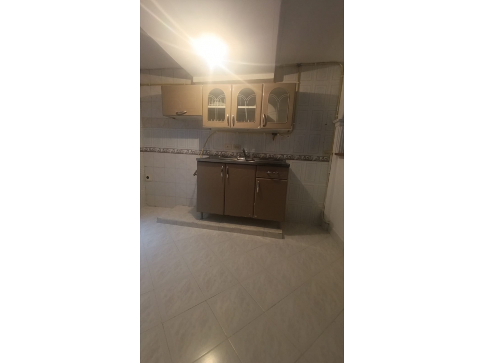 ARRIENDO APARTAMENTO EN EL SECTOR DE NAVARRA