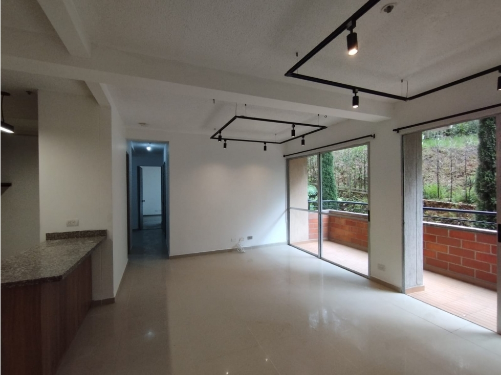 Apartamento en arriendo sector santa ana — foto 4