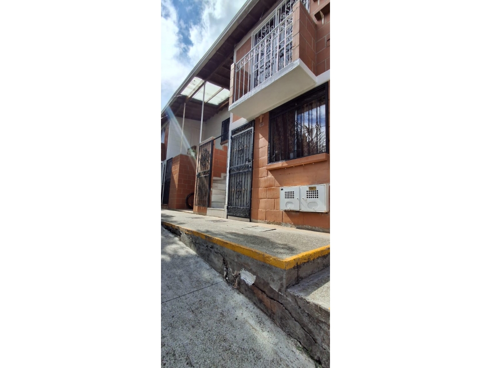 Disponible duplex sector niquia — foto 2