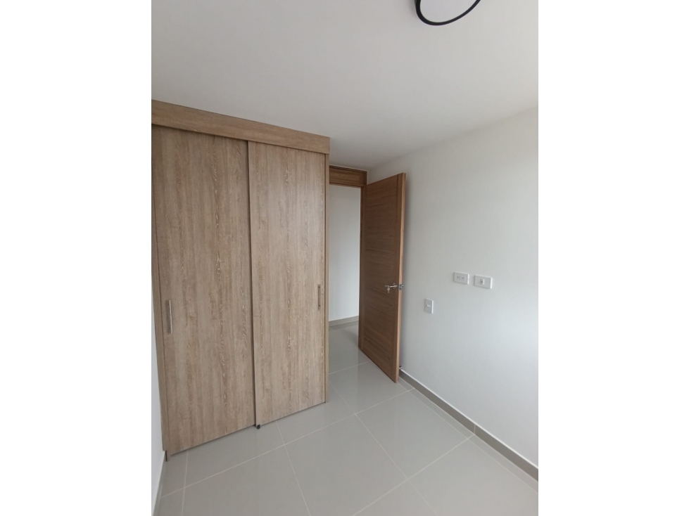 ARRIENDO APARTAMENTO EN EL SECTOR DE BUCAROS — foto 4