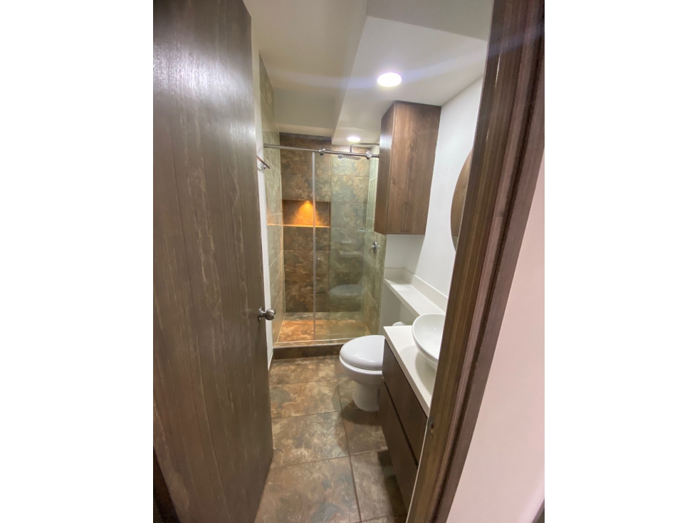 ARRIENDO APARTAMENTO EN EL SECTOR DE FABRICATO — foto 2