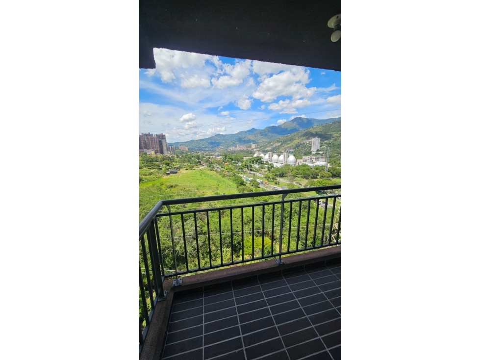 ARRIENDO APARTAMENTO EN EL SECTOR DE NIQUIA — foto 2
