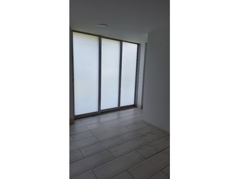 ARRIENDO LOCAL EN EL SECTOR DE RIACHUELO