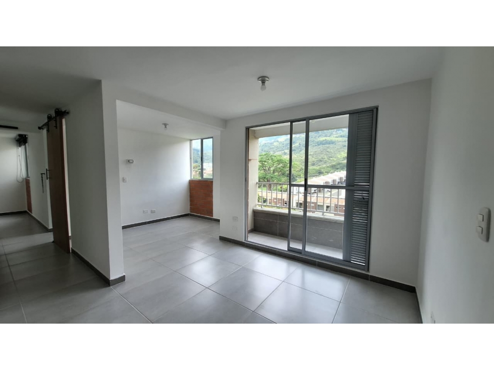 ARRIENDO APARTAMENTO EN EL SECTOR DE NAVARRA — foto 4