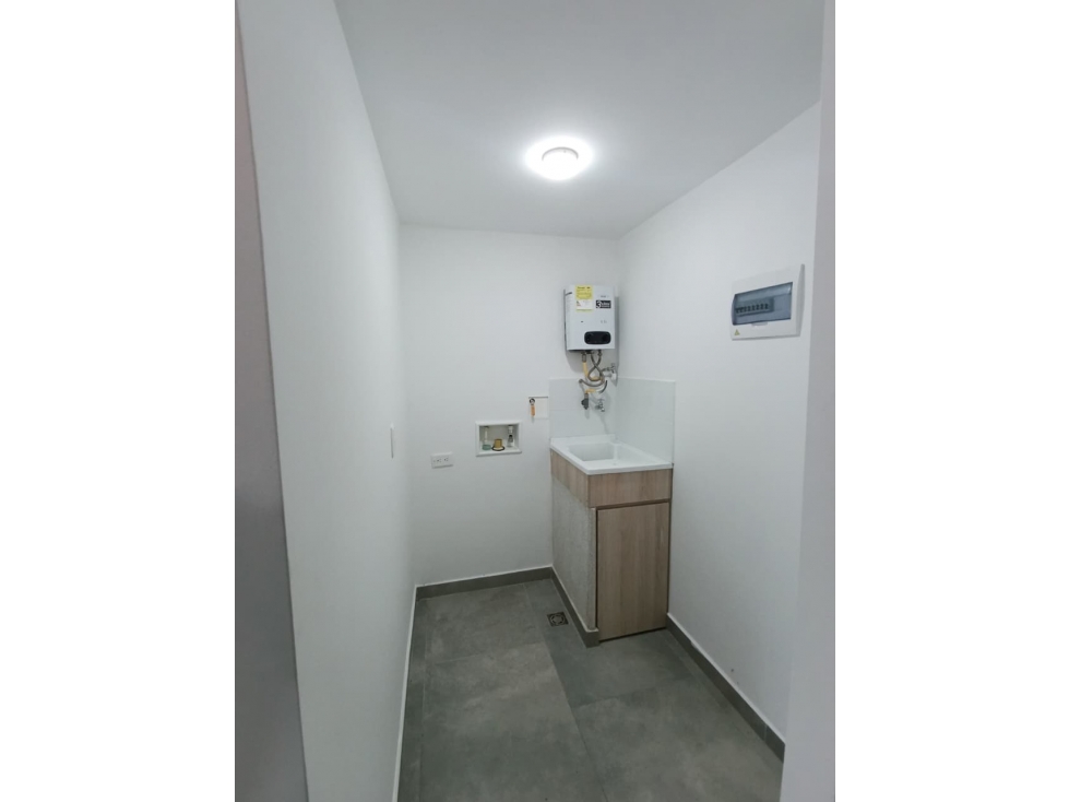 ARRIENDO APARTAMENTO EN EL SECTOR DE NIQUIA — foto 3