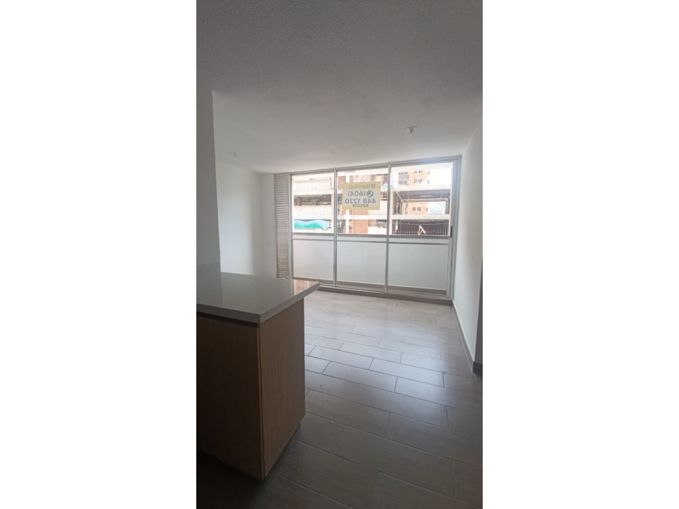 ARRIENDO APARTAMENTO EN EL SECTOR DE SERRAMONTE — foto 3