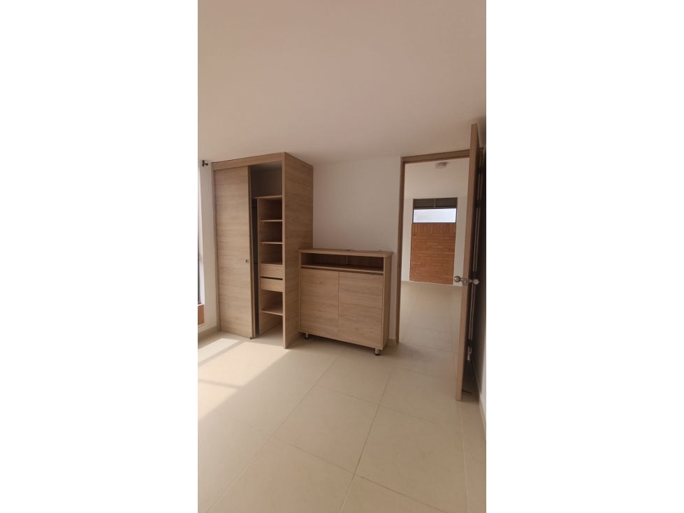 ARRIENDO APARTAMENTO EN EL SECTOR DE TRAPICHE — foto 3