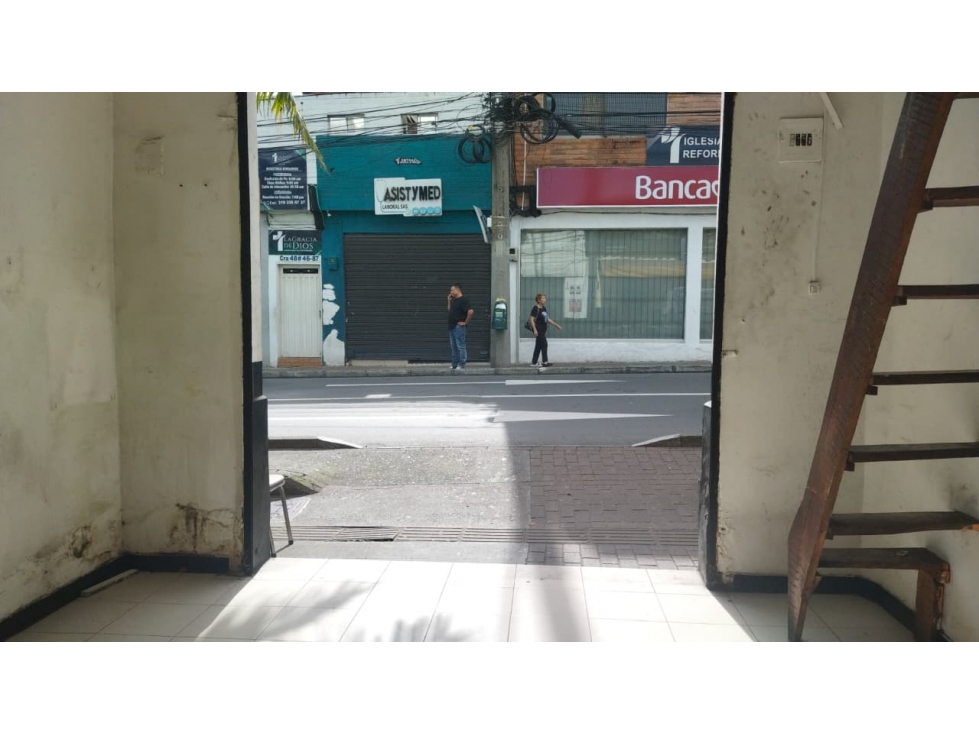 ARRIENDO LOCAL EN EL SECTOR DE MANCHESTER - 2