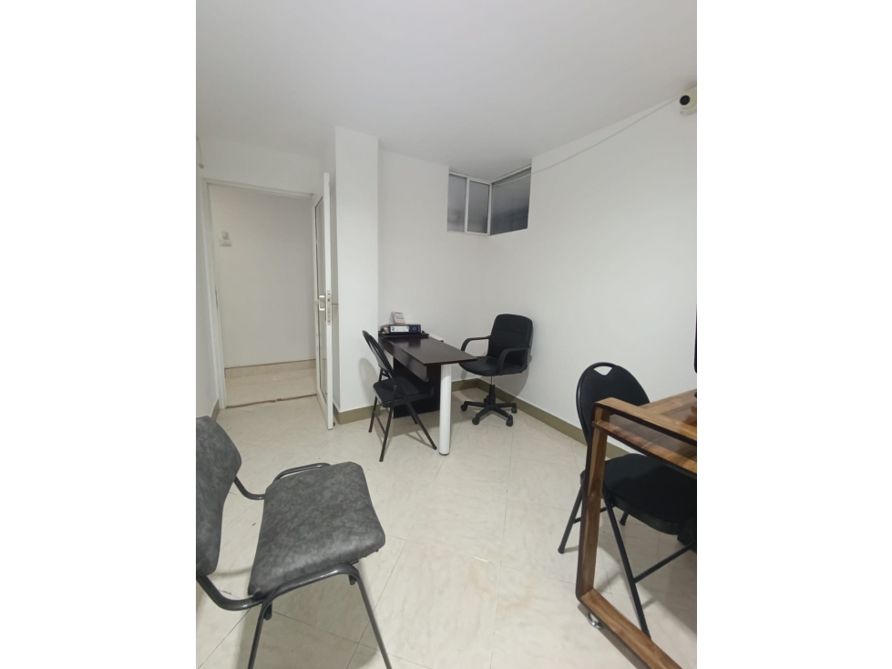 ARRIENDO OFICINA EN GIRARDOTA - 4