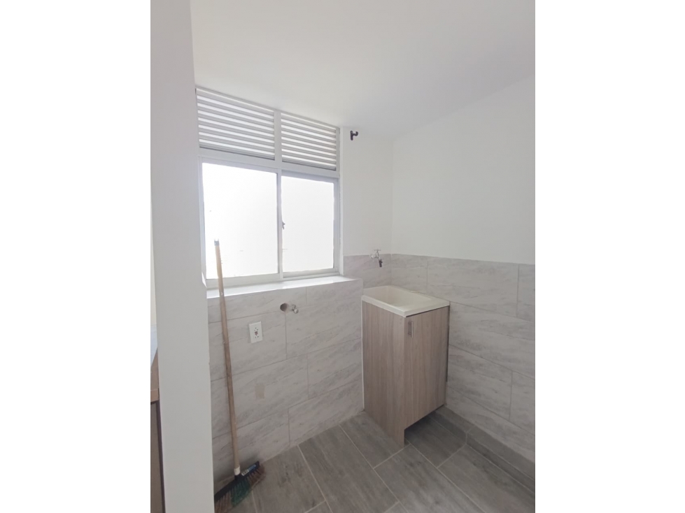 ARRIENDO APARTAMENTO EN EL SECTOR DE BUCAROS — foto 4