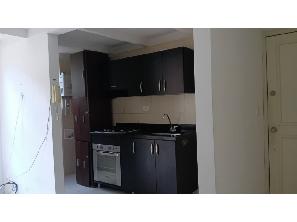 Apartamento en arriendo sector robledo pajarito — foto 2