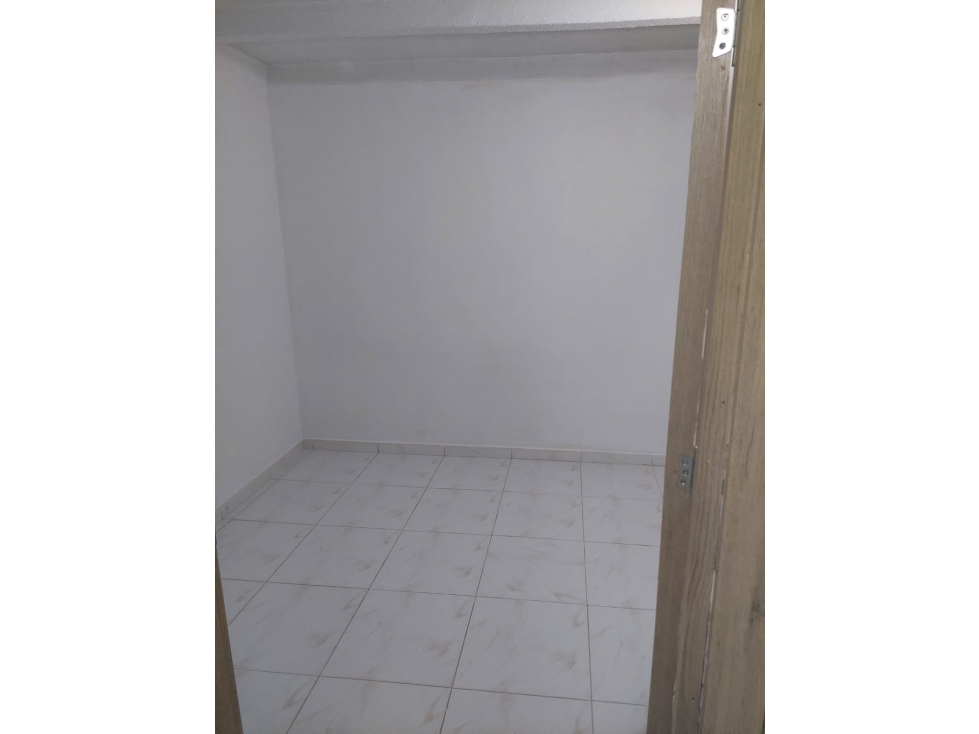 Apartamento en arriendo sector robledo pajarito — foto 5