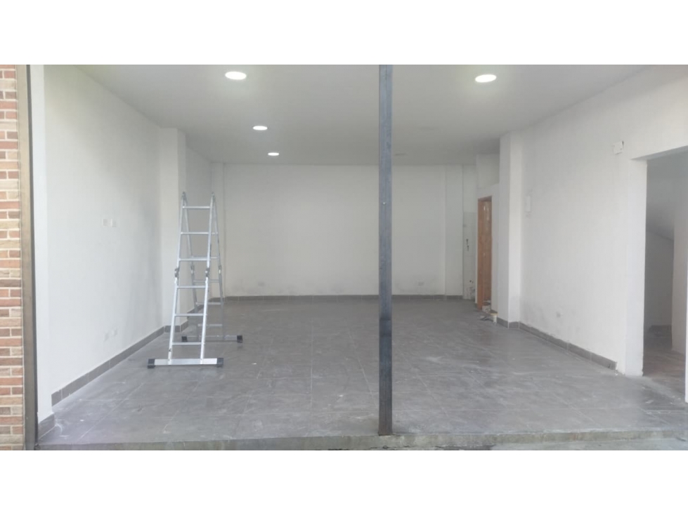 ARRIENDO LOCAL EN EL SECTOR DE PRADO