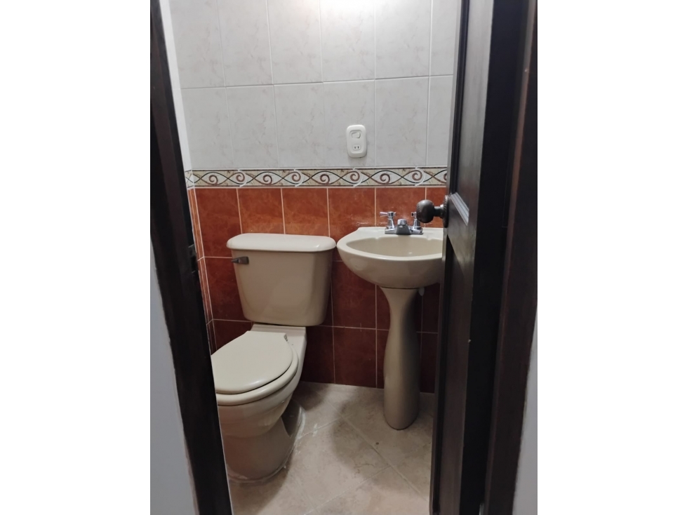 disponible sector niquia — foto 4
