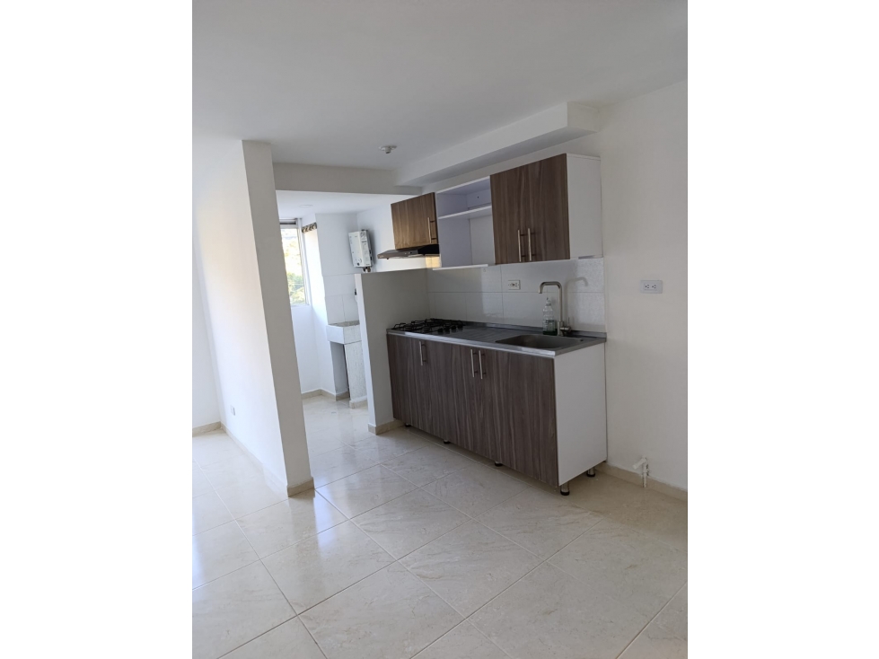DISPONIBLE PARA LA VENTA — foto 2