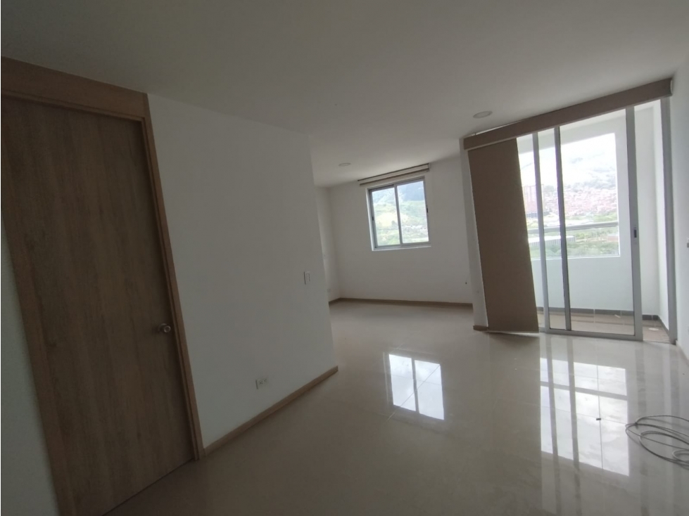Aparta-estudio en arriendo sector manchester — foto 6