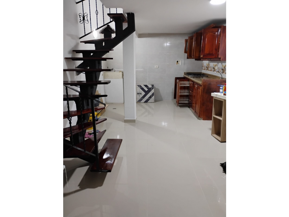 disponible sector niquia — foto 2