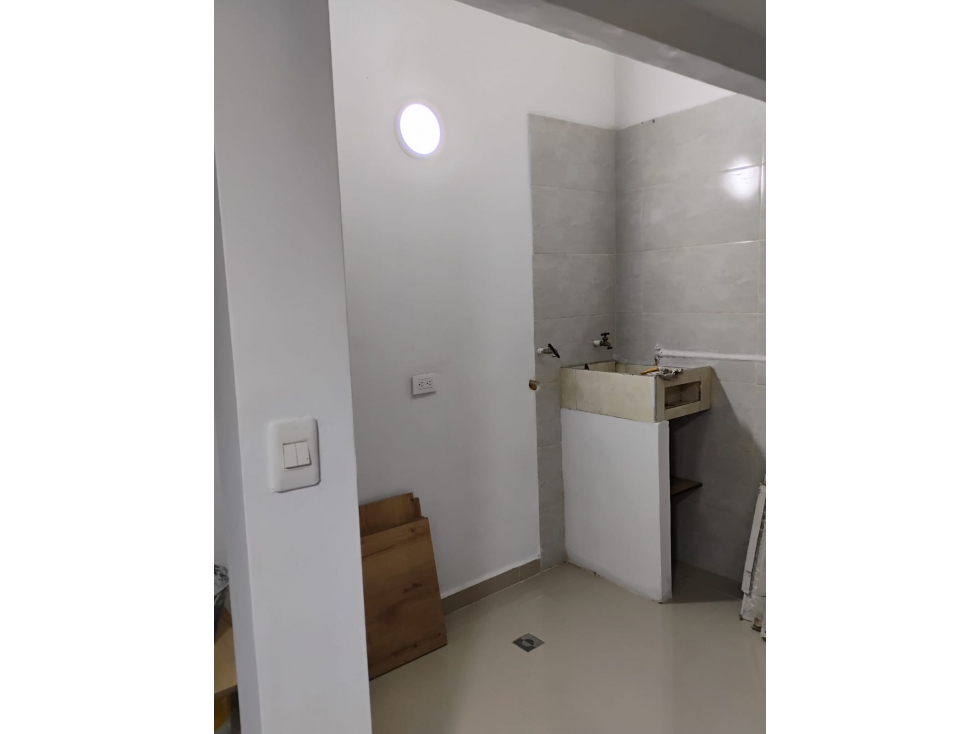 disponible sector niquia — foto 3