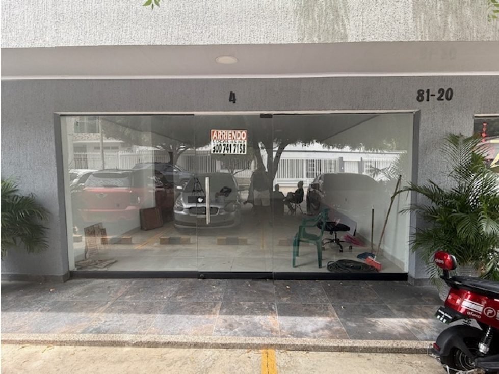 AMPLIO LOCAL EN RENTA - Mini Centro Comercial PARAISO B/quilla — foto 2